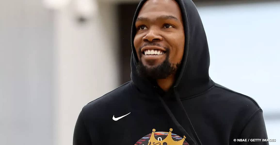 Joel Embiid aurait demandé aux Sixers de tout faire pour recruter Kevin Durant
